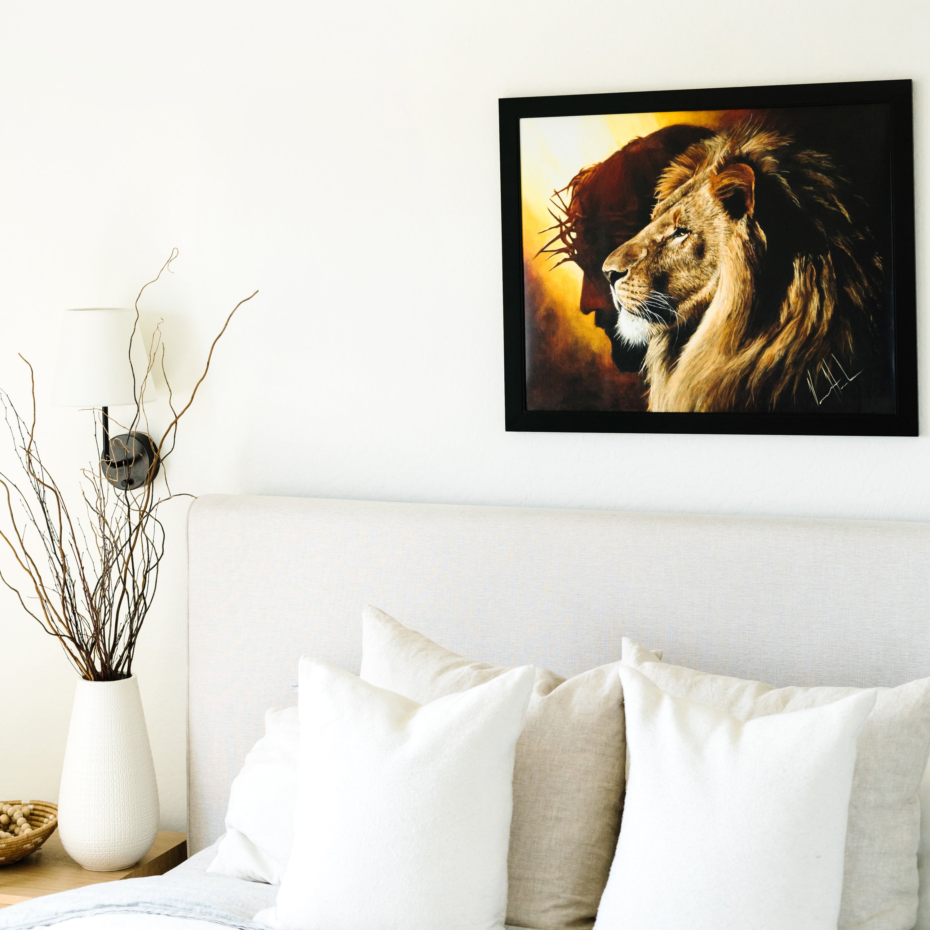 The Lion of Judah (Hand Embellishment Canvas Print) Lion Art Print, Jesus Art Print Vanessa Horabuena