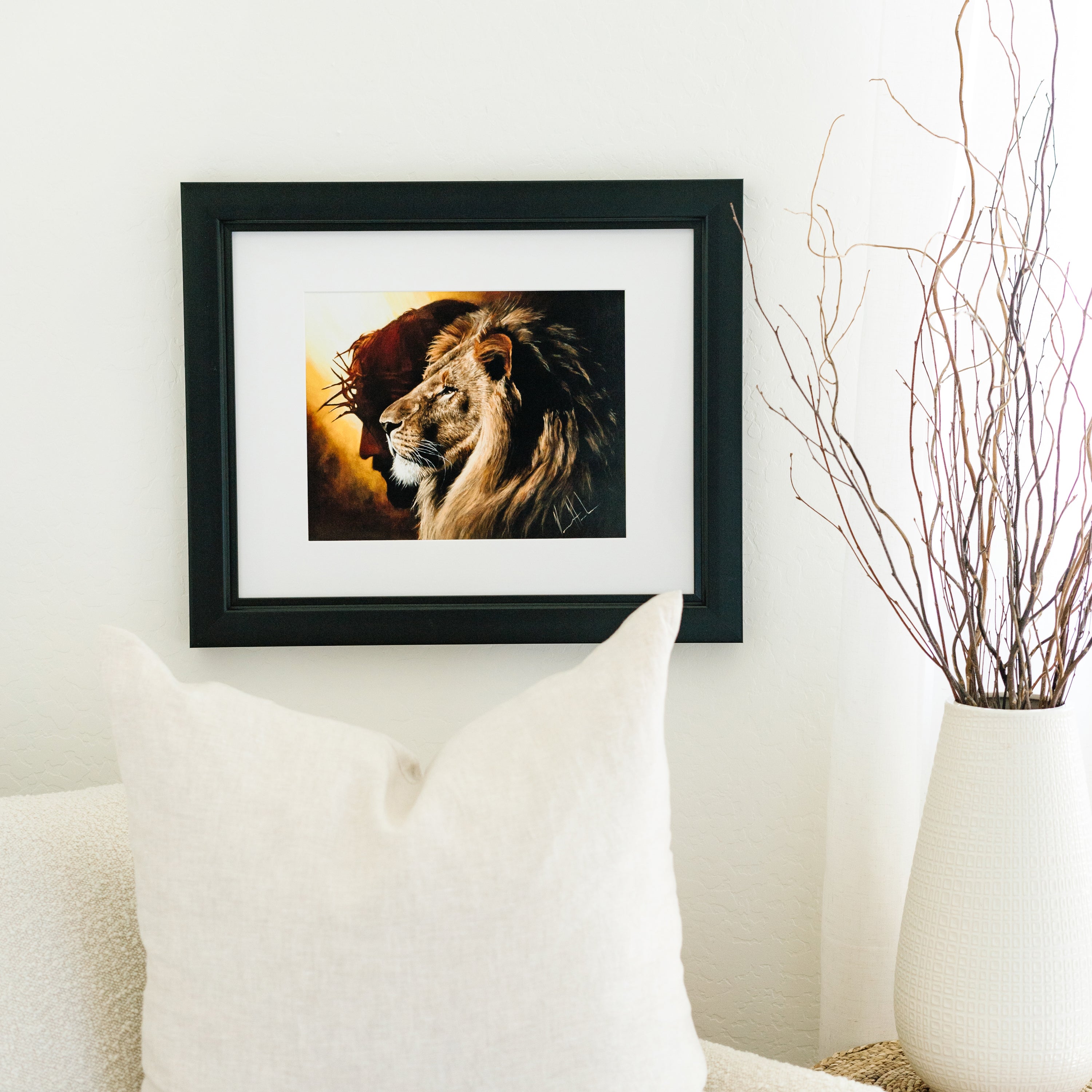 The Lion of Judah (Hand Embellishment Canvas Print) Lion Art Print, Jesus Art Print Vanessa Horabuena